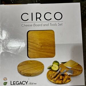 Legacy Wood Cheese Board and Knife Set - Light Wood